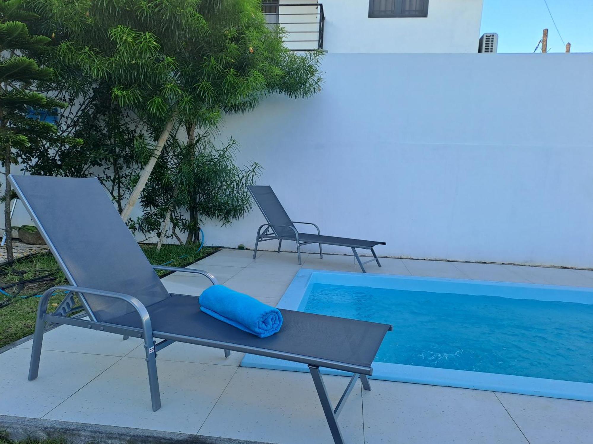 Maison Mont Choisy - One Or Two Bedrooms Apartment Trou aux Biches Exterior foto